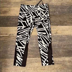 Nike Epic Luxe crop leggings size small
